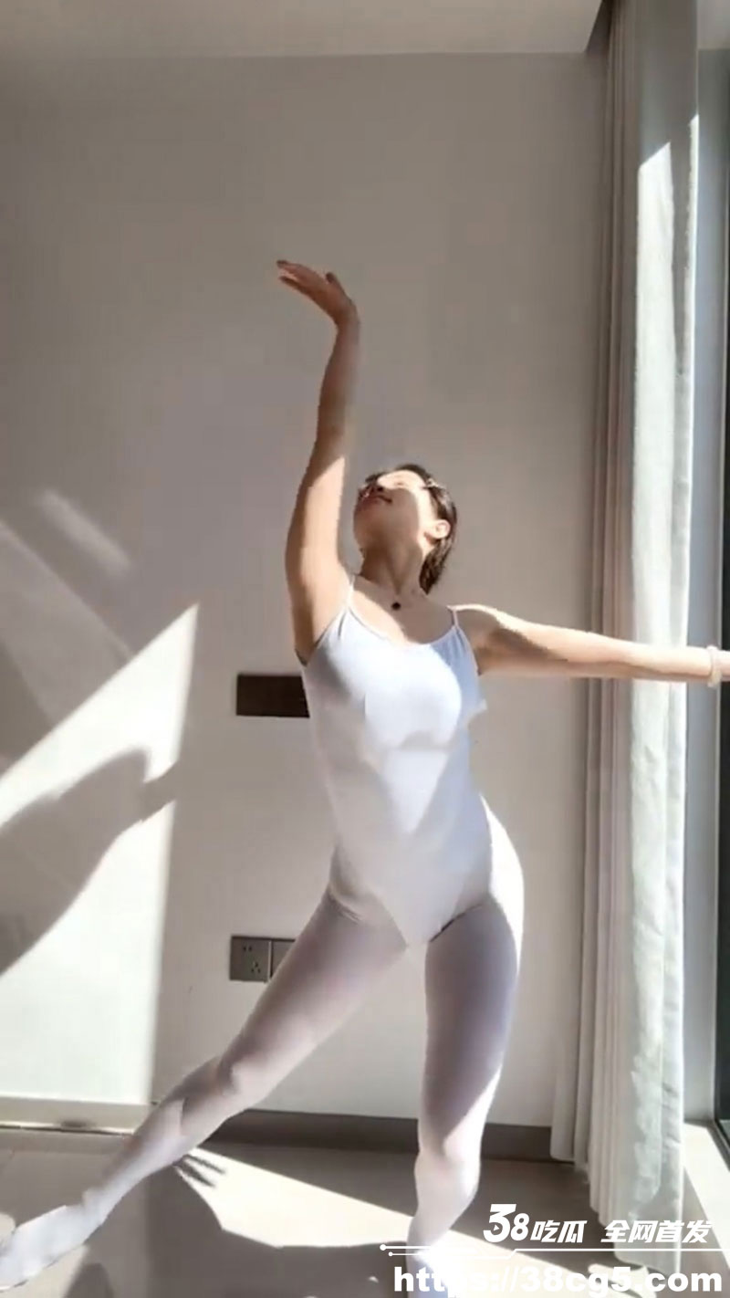 1766321521909265.jpg 1766321521909265.jpg